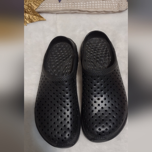 Other - New condition shoes for men size 9